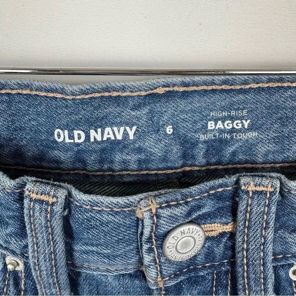 Old Navy brand old